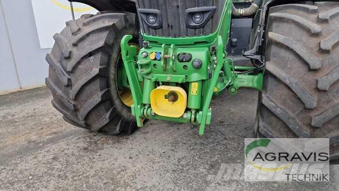 John Deere 6230 R Traktorid