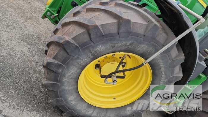 John Deere 6230 R Traktorid
