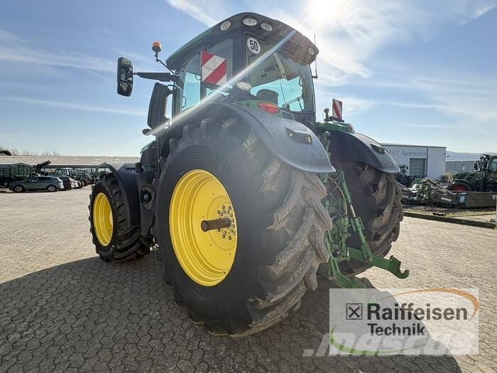 John Deere 6250 R Traktori