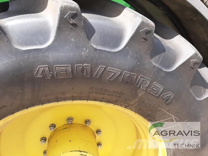 John Deere 6250 R Traktory