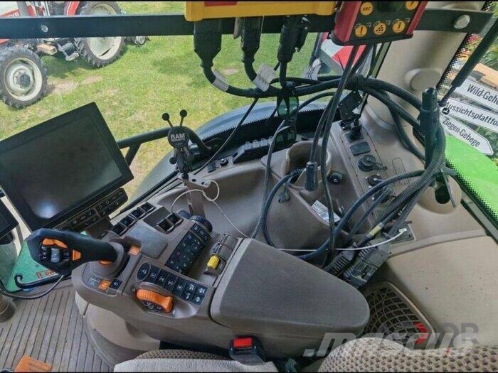 John Deere 6250R Tractoren