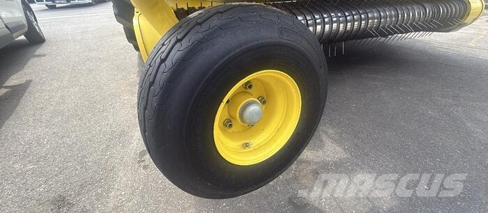 John Deere 639 Accesorii pentru mașini de fân și furaje