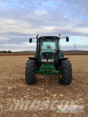 John Deere 6820 AUTOPOWER Trattori