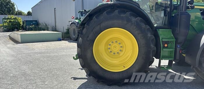 John Deere 6R 175 Trattori