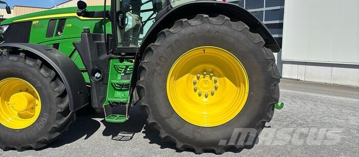 John Deere 6R 175 Trattori