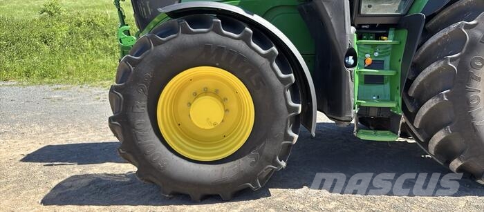John Deere 6R 175 Trattori