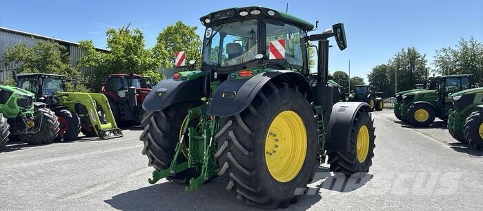 John Deere 6R 250 Trattori