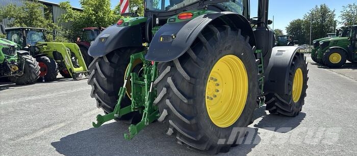 John Deere 6R 250 Trattori