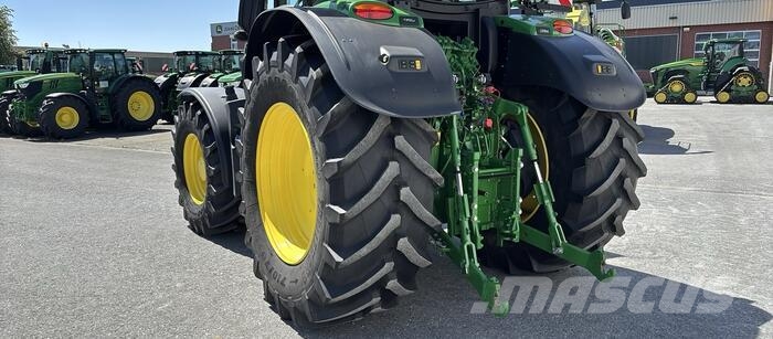 John Deere 6R 250 Trattori