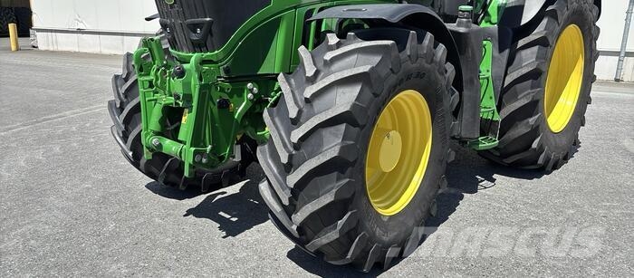 John Deere 6R 250 Trattori