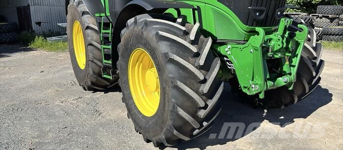 John Deere 6R 250 Trattori