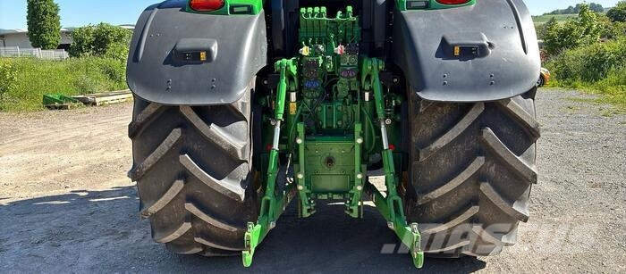 John Deere 6R 250 Trattori