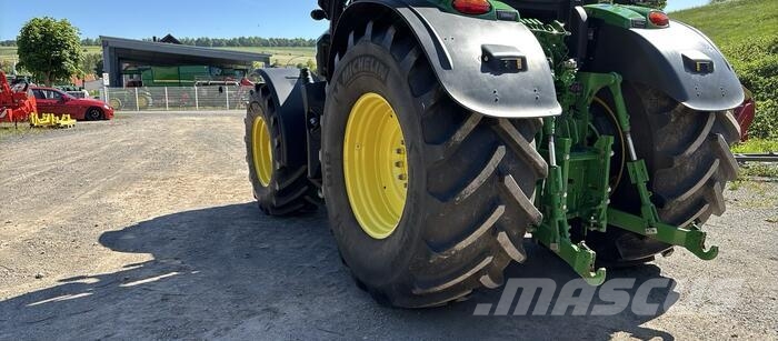 John Deere 6R 250 Trattori