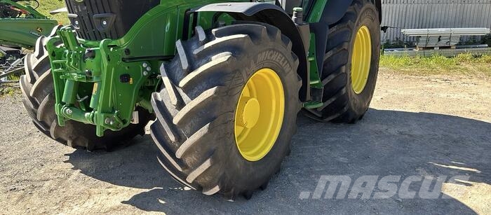 John Deere 6R 250 Trattori