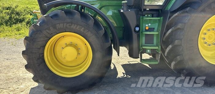 John Deere 6R 250 Trattori