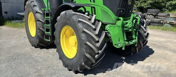 John Deere 6R 250 Trattori