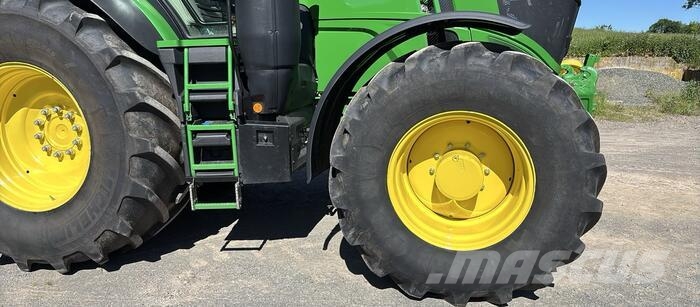 John Deere 6R 250 Trattori
