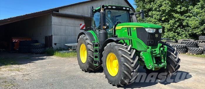 John Deere 6R 250 Trattori