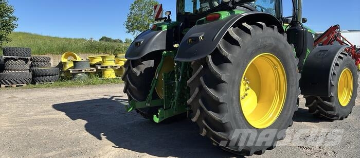 John Deere 6R 250 Trattori