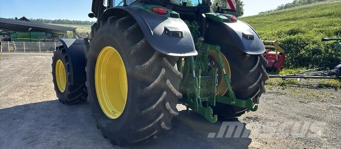 John Deere 6R 250 Trattori