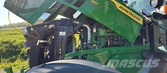 John Deere 6R 250 Trattori