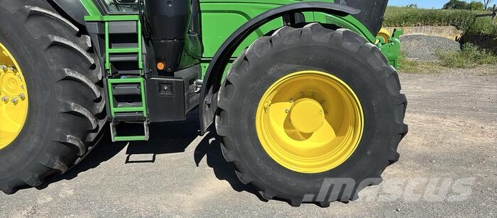 John Deere 6R 250 Trattori