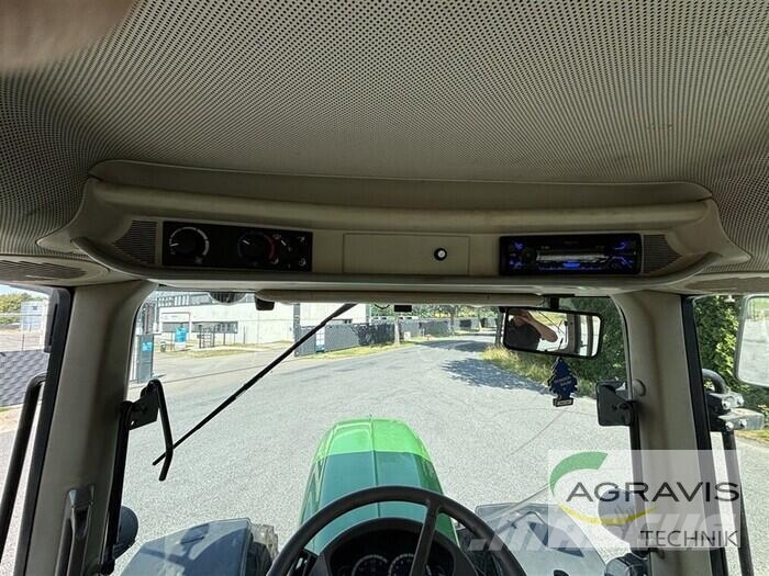 John Deere 7430 PREMIUM Tractoren