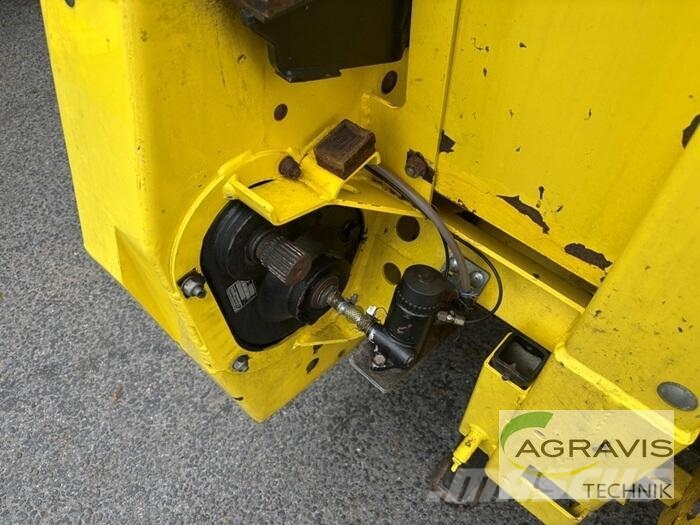 John Deere 7580I + Kemper 375 Plus + Pickup Samochodné kosačky