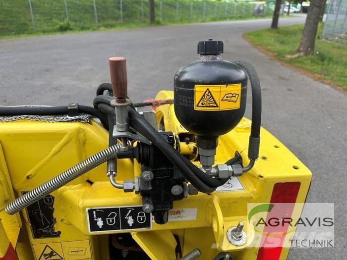 John Deere 7580I + Kemper 375 Plus + Pickup Samochodné kosačky