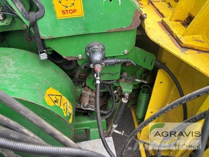 John Deere 7580I + Kemper 375 Plus + Pickup Samochodné kosačky