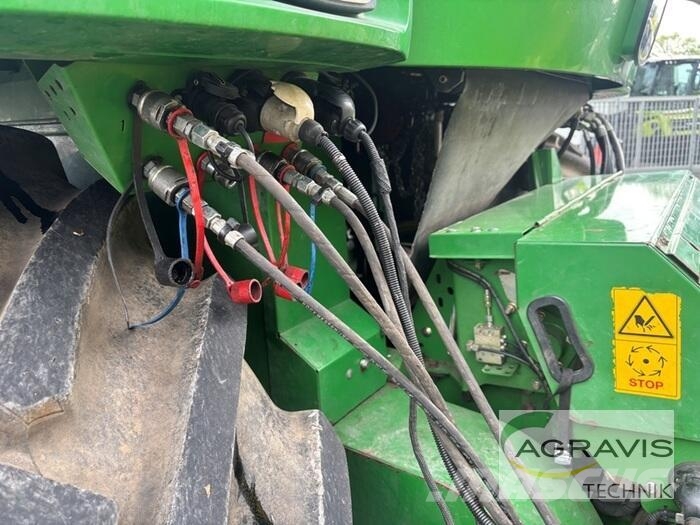 John Deere 7580I + Kemper 375 Plus + Pickup Samochodné kosačky