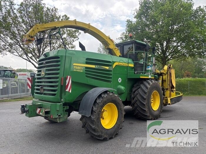 John Deere 7580I + Kemper 375 Plus + Pickup Samochodné kosačky