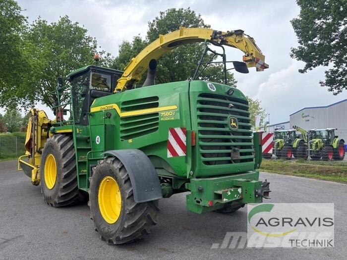 John Deere 7580I + Kemper 375 Plus + Pickup Samochodné kosačky