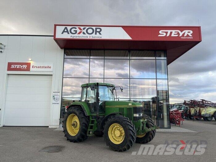 John Deere 7700 Tractors