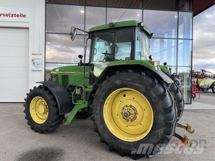 John Deere 7700 Tractors