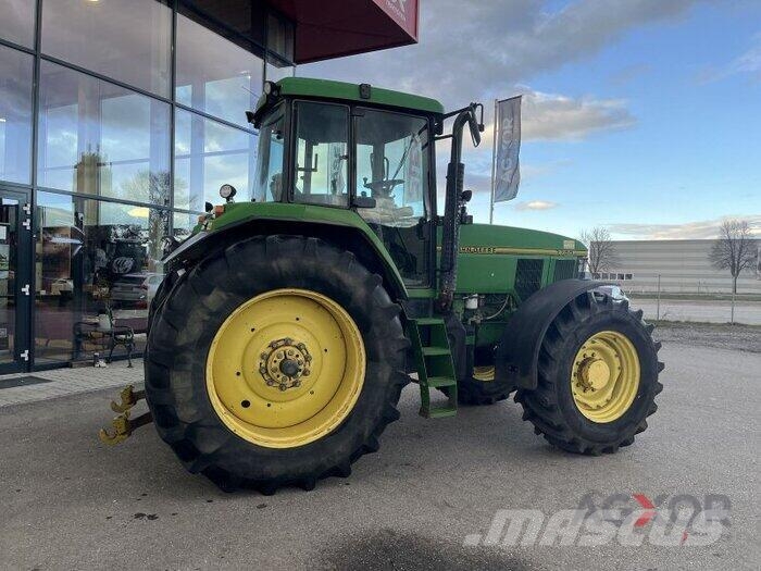 John Deere 7700 Tractors