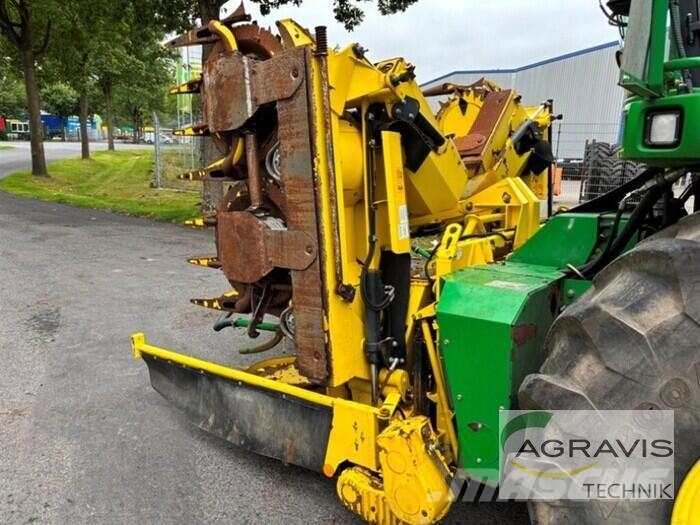 John Deere 7780 I Mašine za stočnu hranu sa sopstvenim pogonom