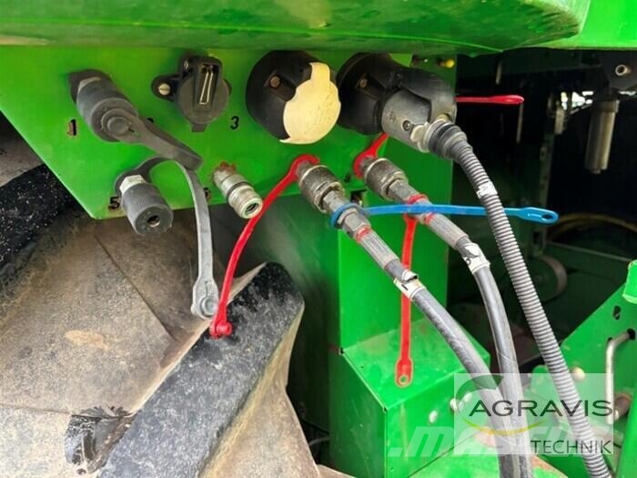 John Deere 7780 I Mašine za stočnu hranu sa sopstvenim pogonom