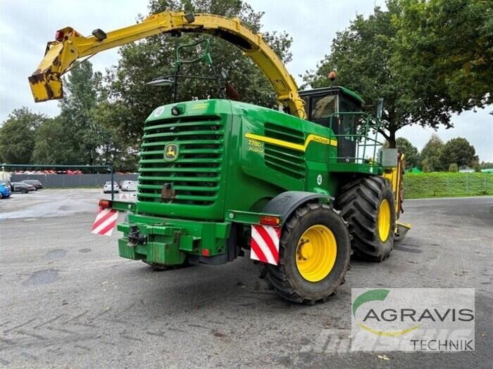 John Deere 7780 I Mašine za stočnu hranu sa sopstvenim pogonom
