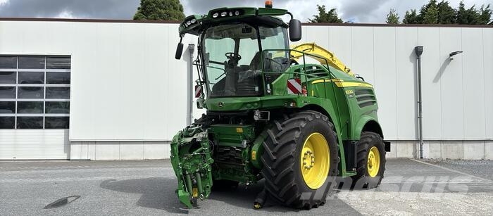 John Deere 8200 Cosechadoras de forraje autopropulsadas
