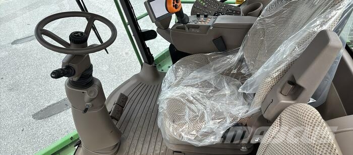 John Deere 8200 Cosechadoras de forraje autopropulsadas