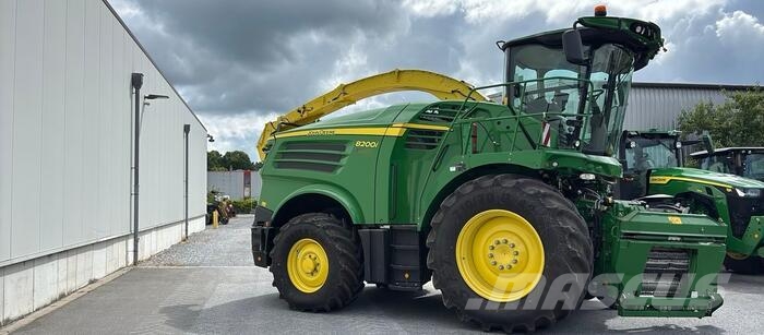 John Deere 8200 Cosechadoras de forraje autopropulsadas