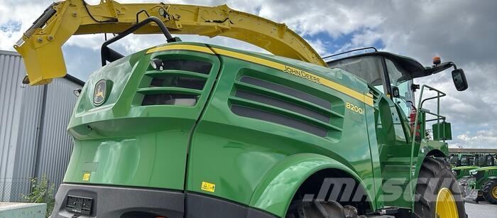 John Deere 8200 Cosechadoras de forraje autopropulsadas