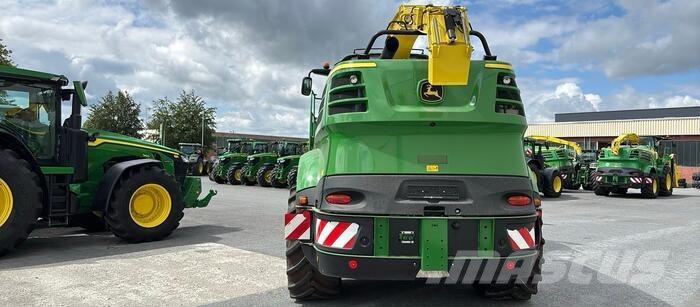 John Deere 8200 Cosechadoras de forraje autopropulsadas