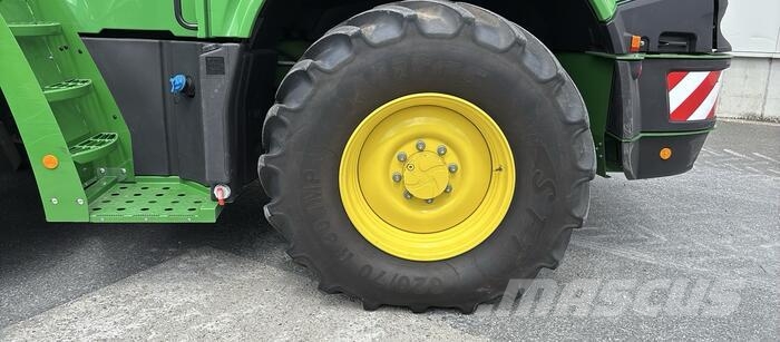 John Deere 8400 Samochodné kosačky