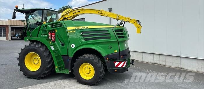 John Deere 8400 Samochodné kosačky
