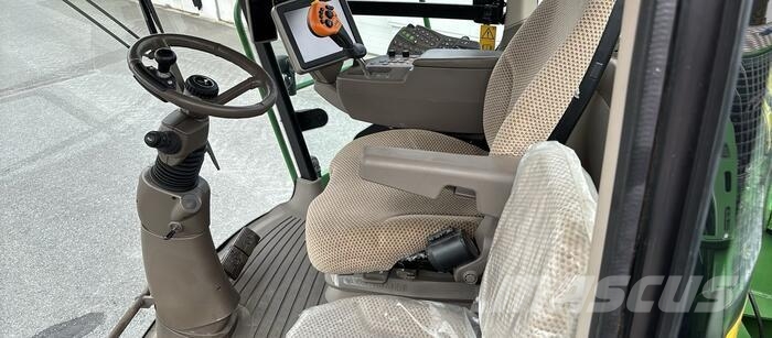 John Deere 8400 Samochodné kosačky