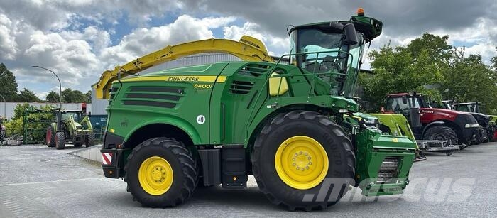 John Deere 8400 Samochodné kosačky