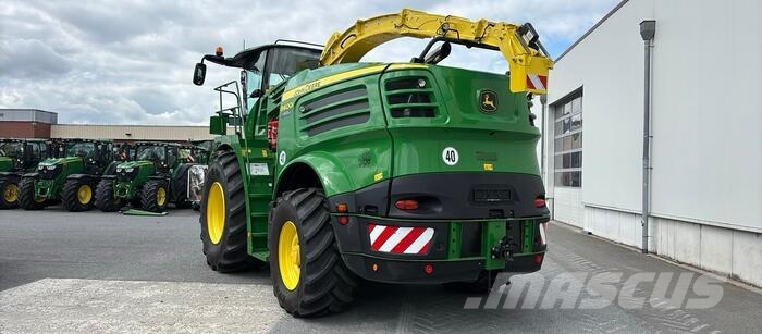 John Deere 8400 Samochodné kosačky