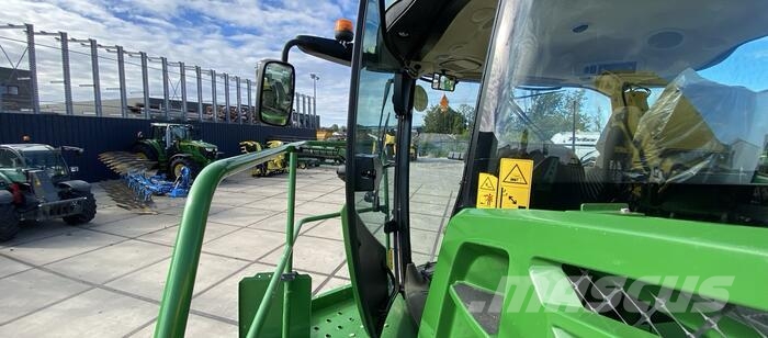 John Deere 8500 Samochodné kosačky